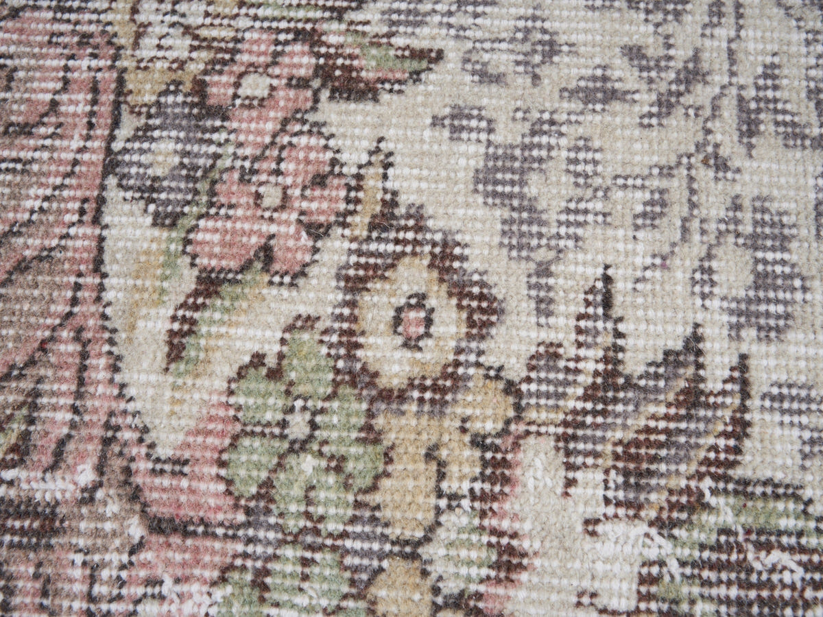 8132, Turkish Isparta Area Rug