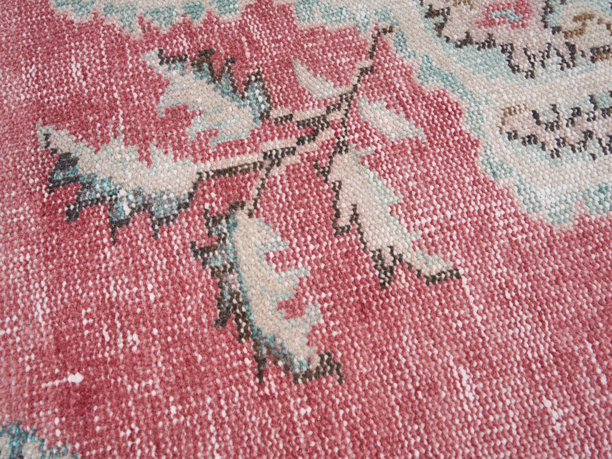 8259, Turkish Manisa Area Rug