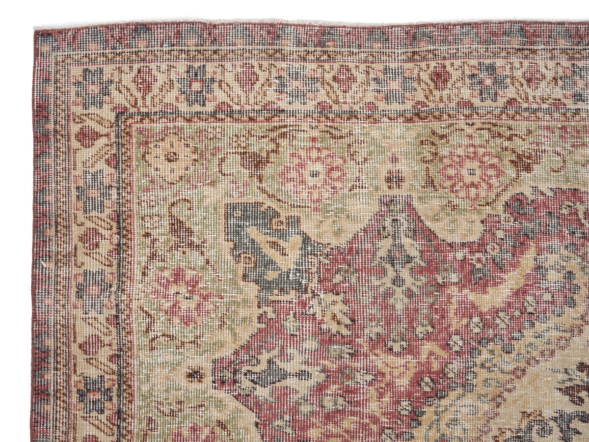 8250, Turkish Isparta Area Rug