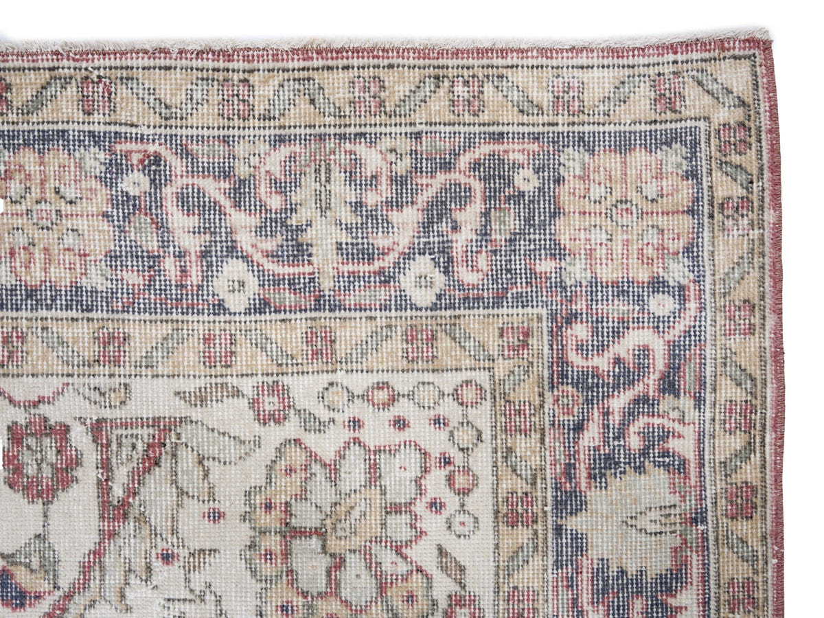 8130, Turkish Isparta Area Rug