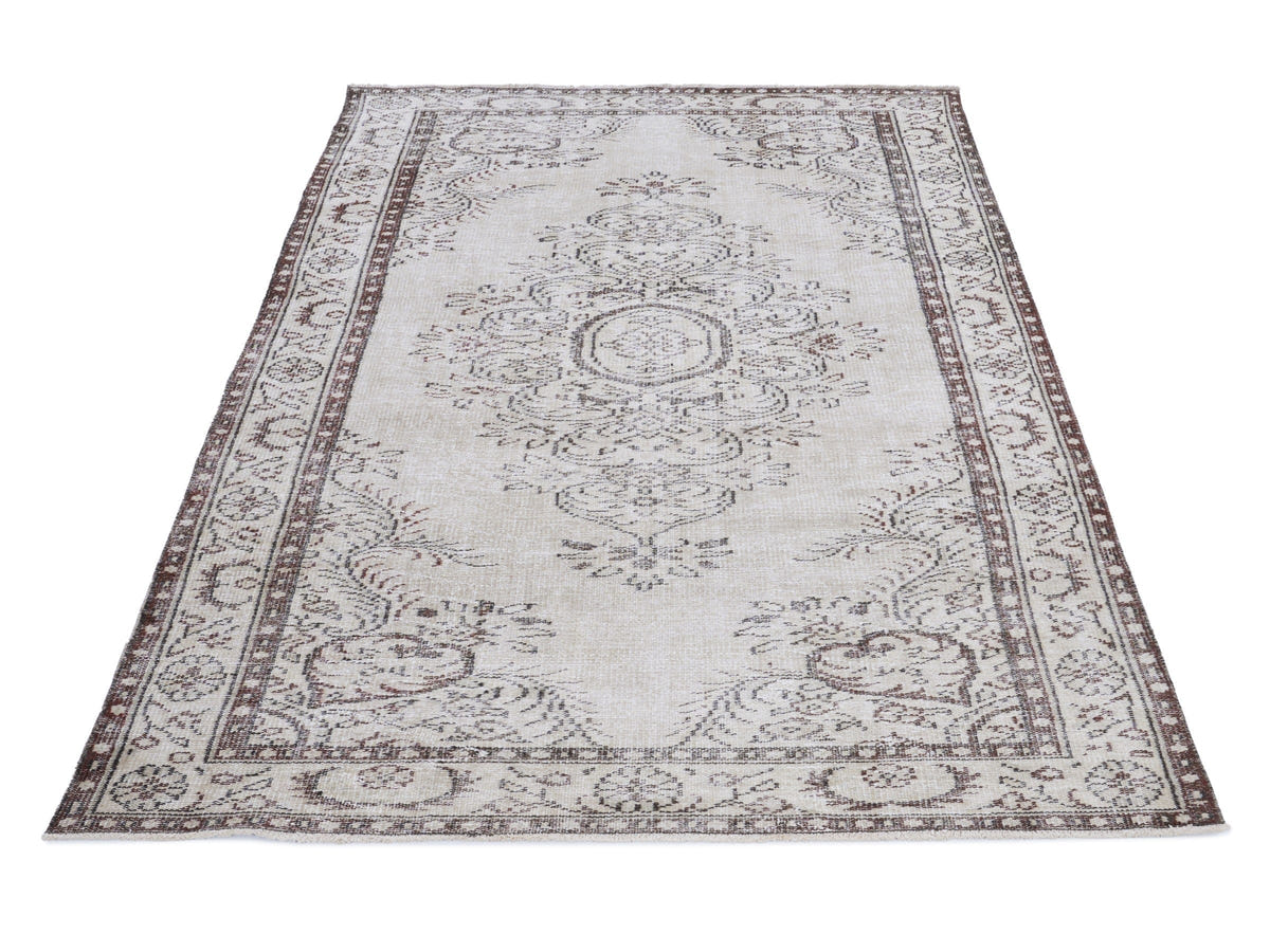 8184, Turkish Manisa Area Rug