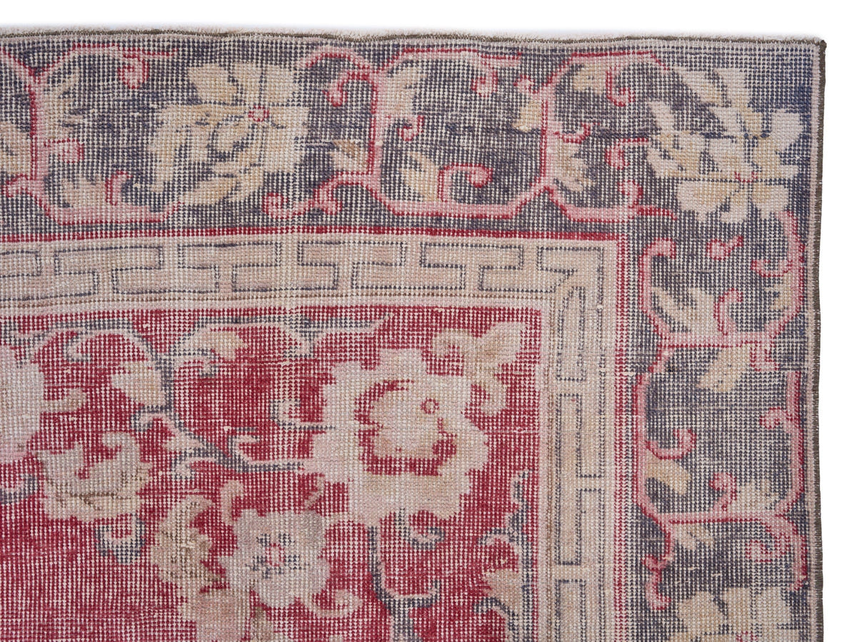8228, Turkish Isparta Area Rug