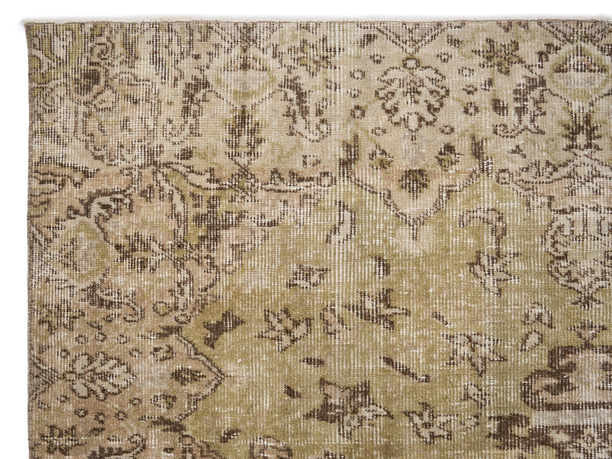 8104, Turkish Isparta Area Rug