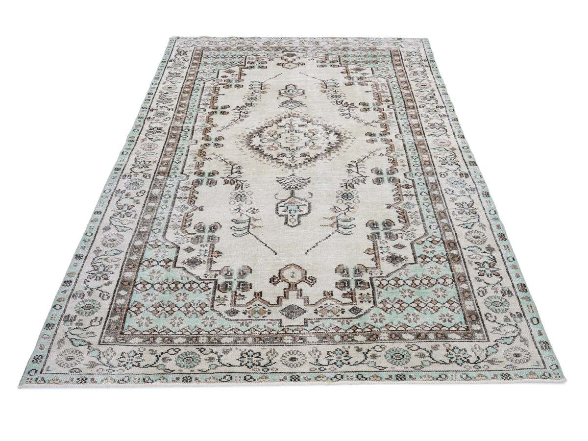 8071, Turkish Manisa Area Rug