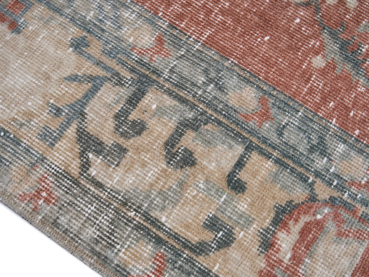 8143, Turkish Isparta Area Rug