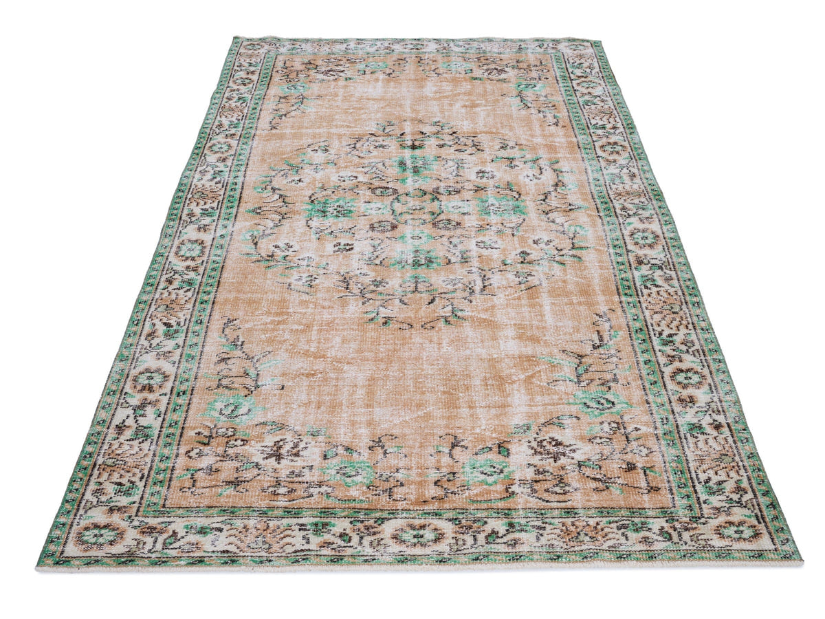 8083, Turkish Manisa Area Rug