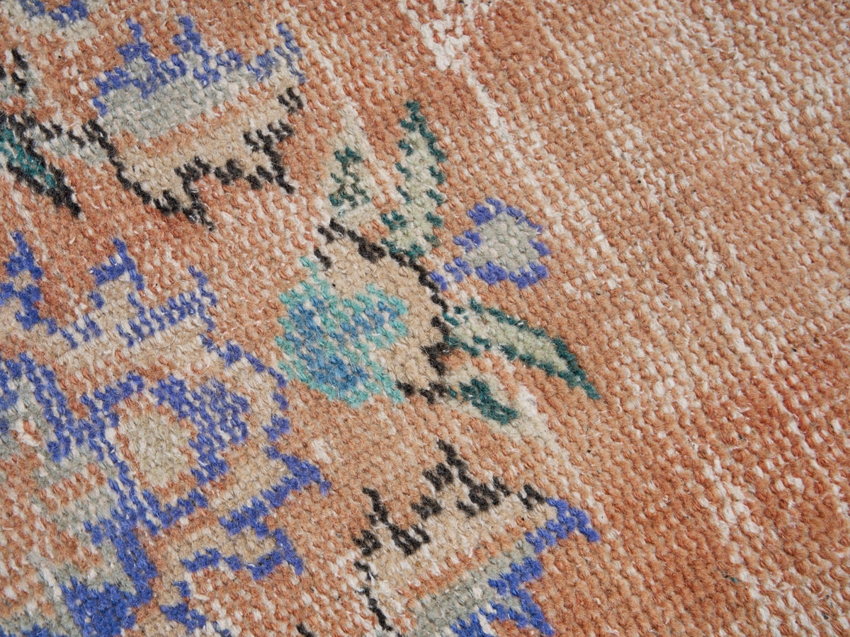8081, Turkish Manisa Area Rug