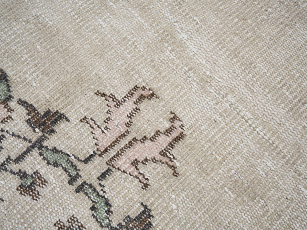 8173, Turkish Manisa Area Rug