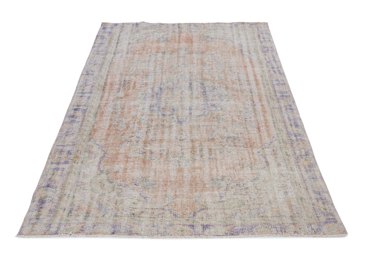 8038, Turkish Manisa Area Rug