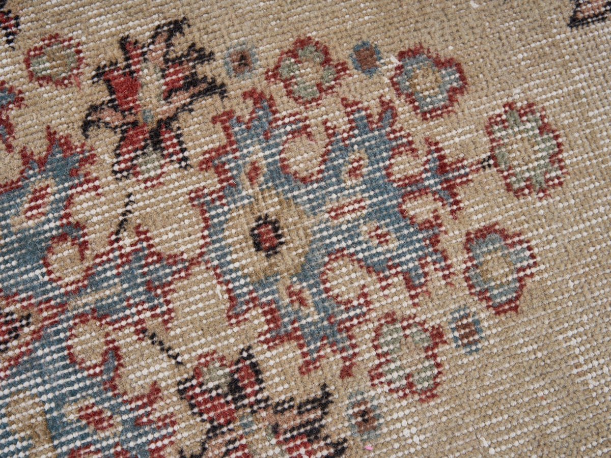 8242, Turkish Isparta Area Rug
