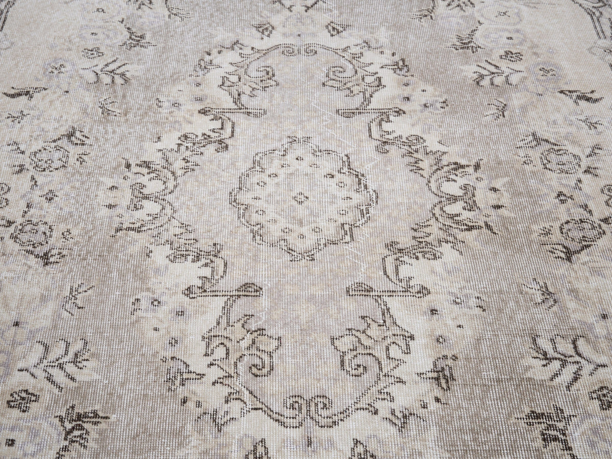 8141, Turkish Isparta Area Rug
