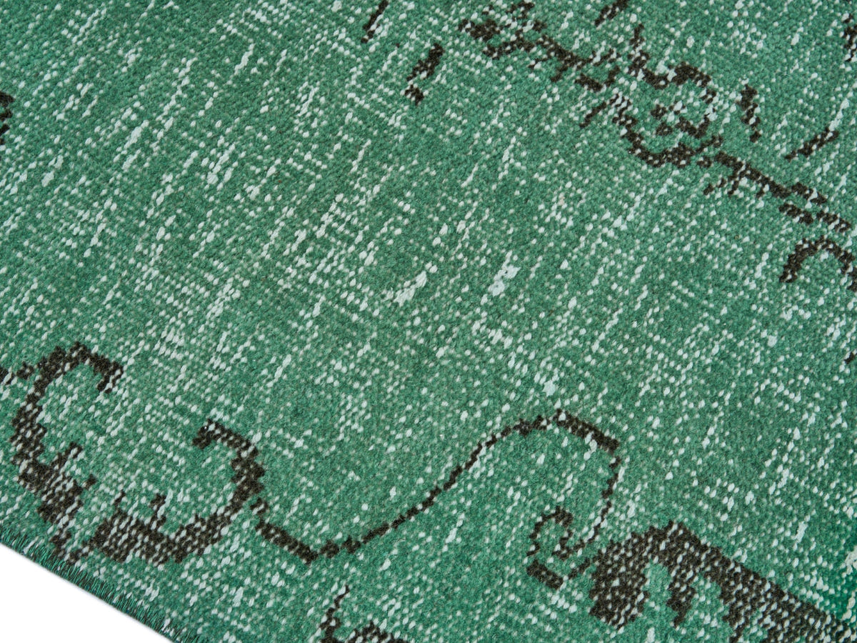 8050, Turkish Manisa Area Rug