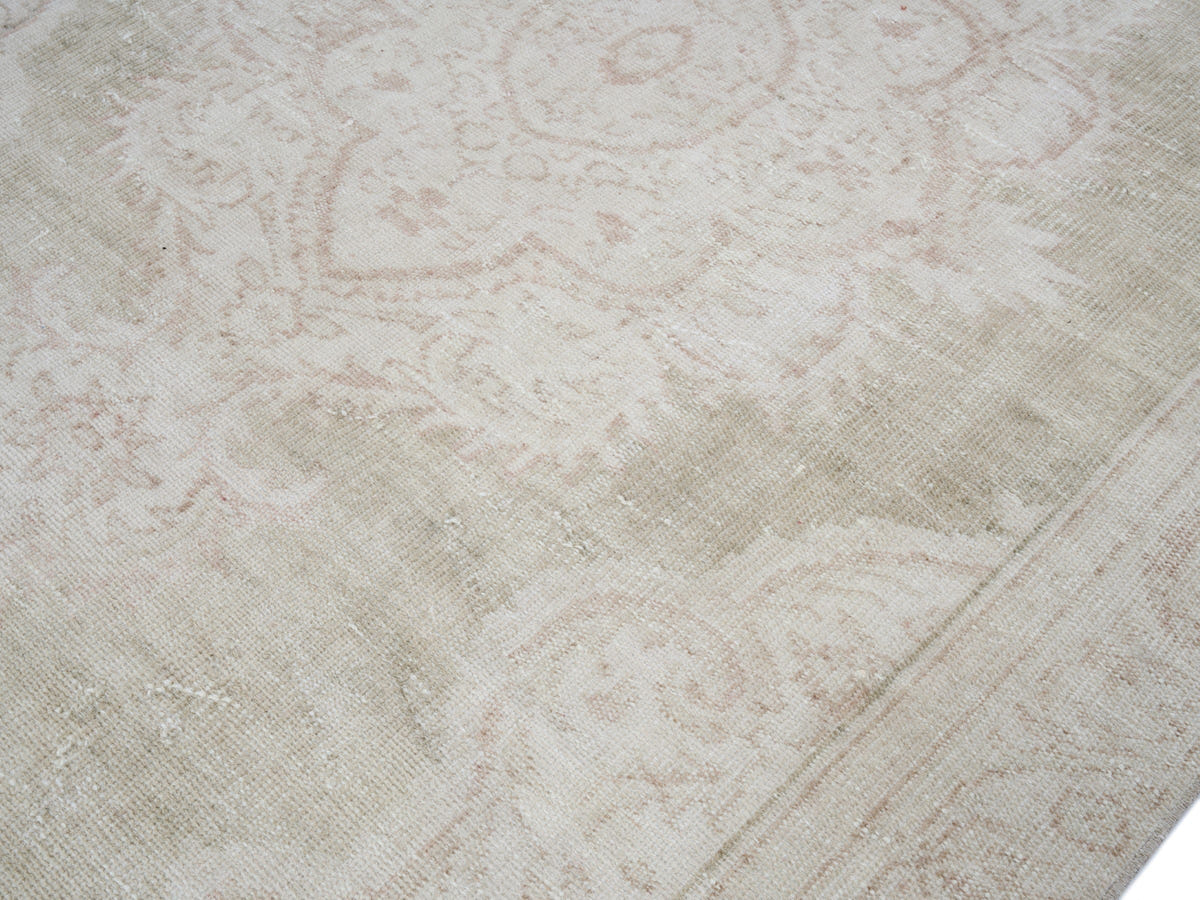 8287, Turkish Manisa Area Rug