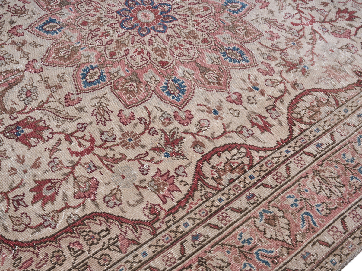 8189, Turkish Isparta Area Rug