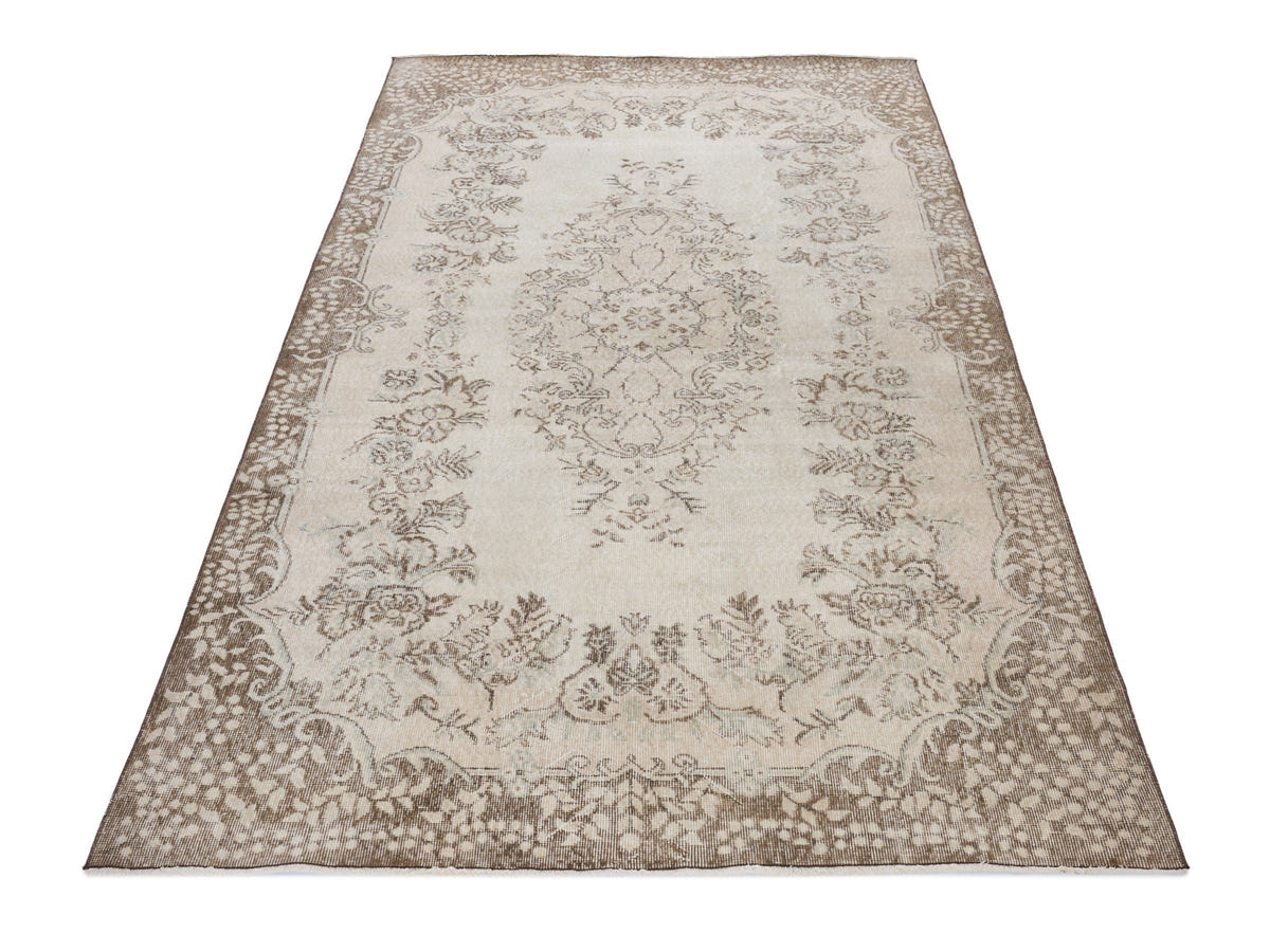 8223, Turkish Isparta Area Rug