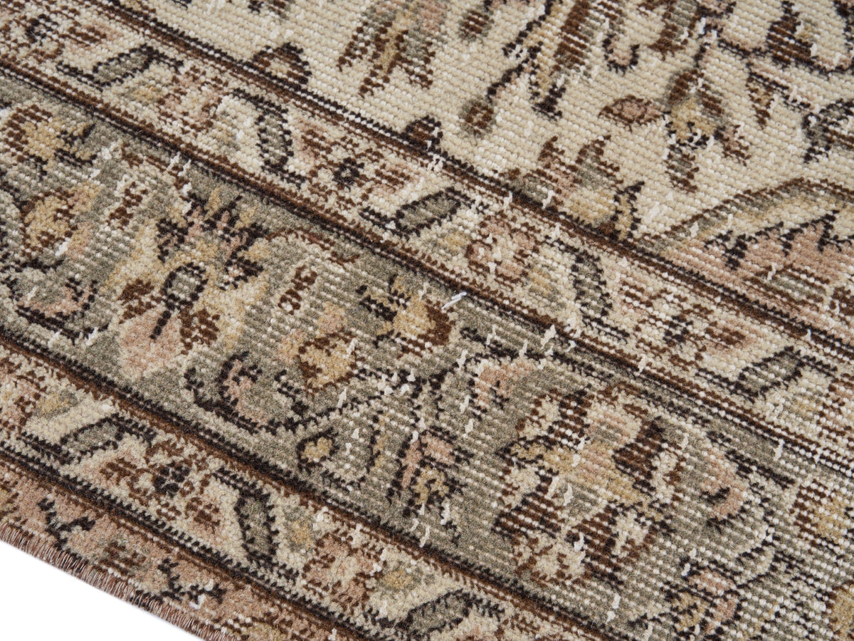 8232, Turkish Isparta Area Rug