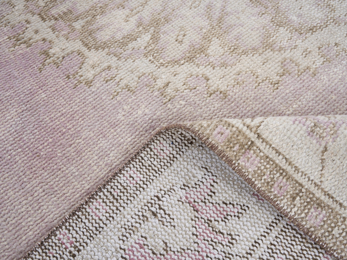 8215, Turkish Manisa Area Rug