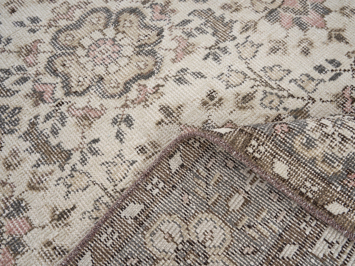 8046, Turkish Isparta Area Rug