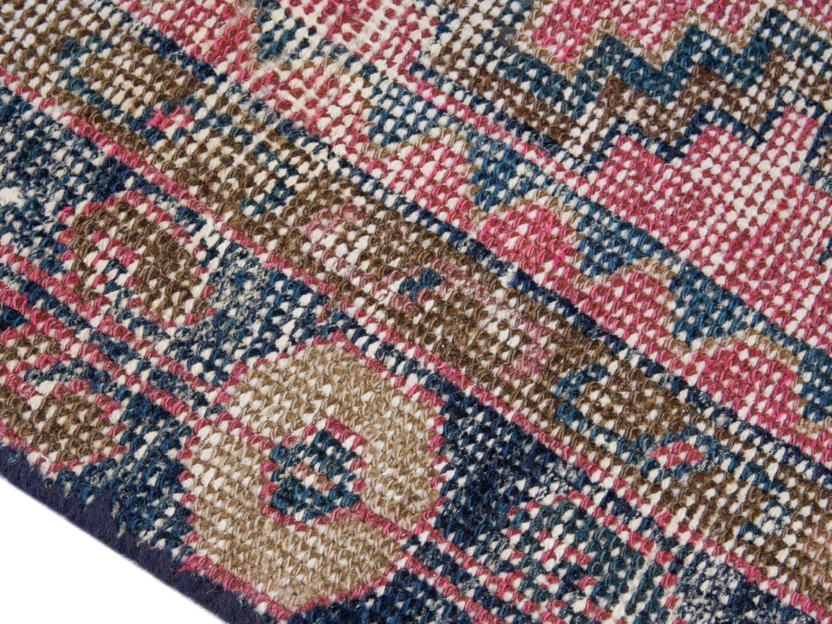 8925, Persian Lori Area Rug