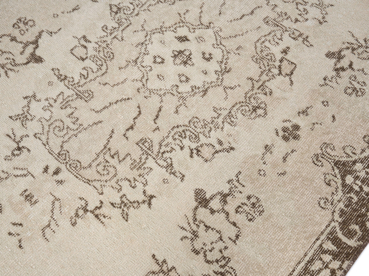 8205, Turkish Isparta Area Rug