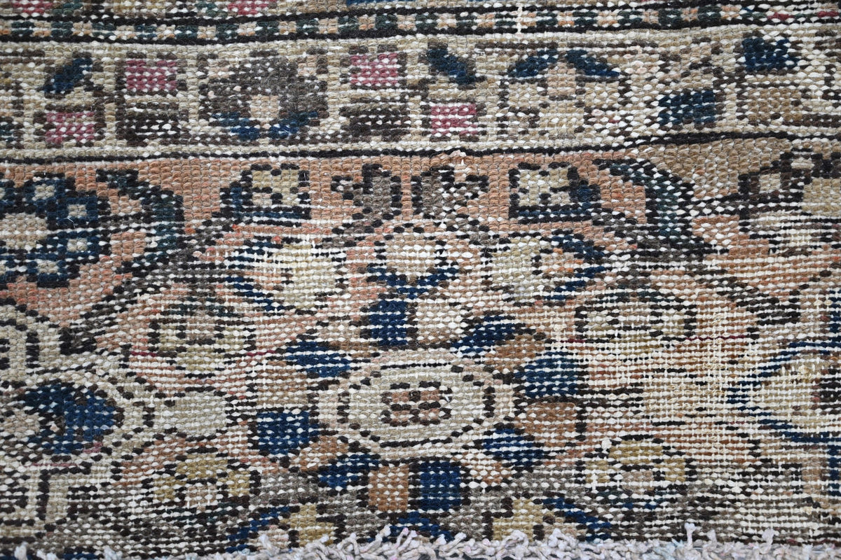 10002, Persian Bakhtiari Oversized Rug