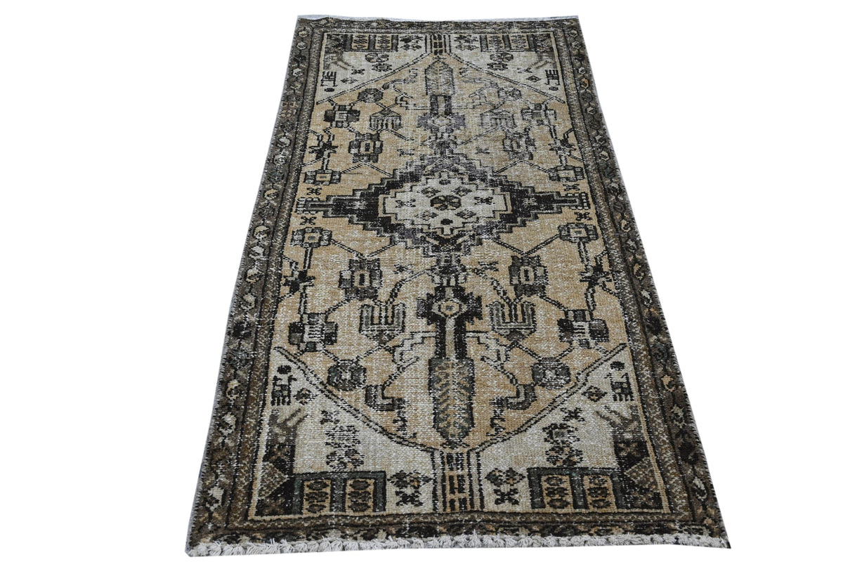 10022, Persian Ferdos Area Rug