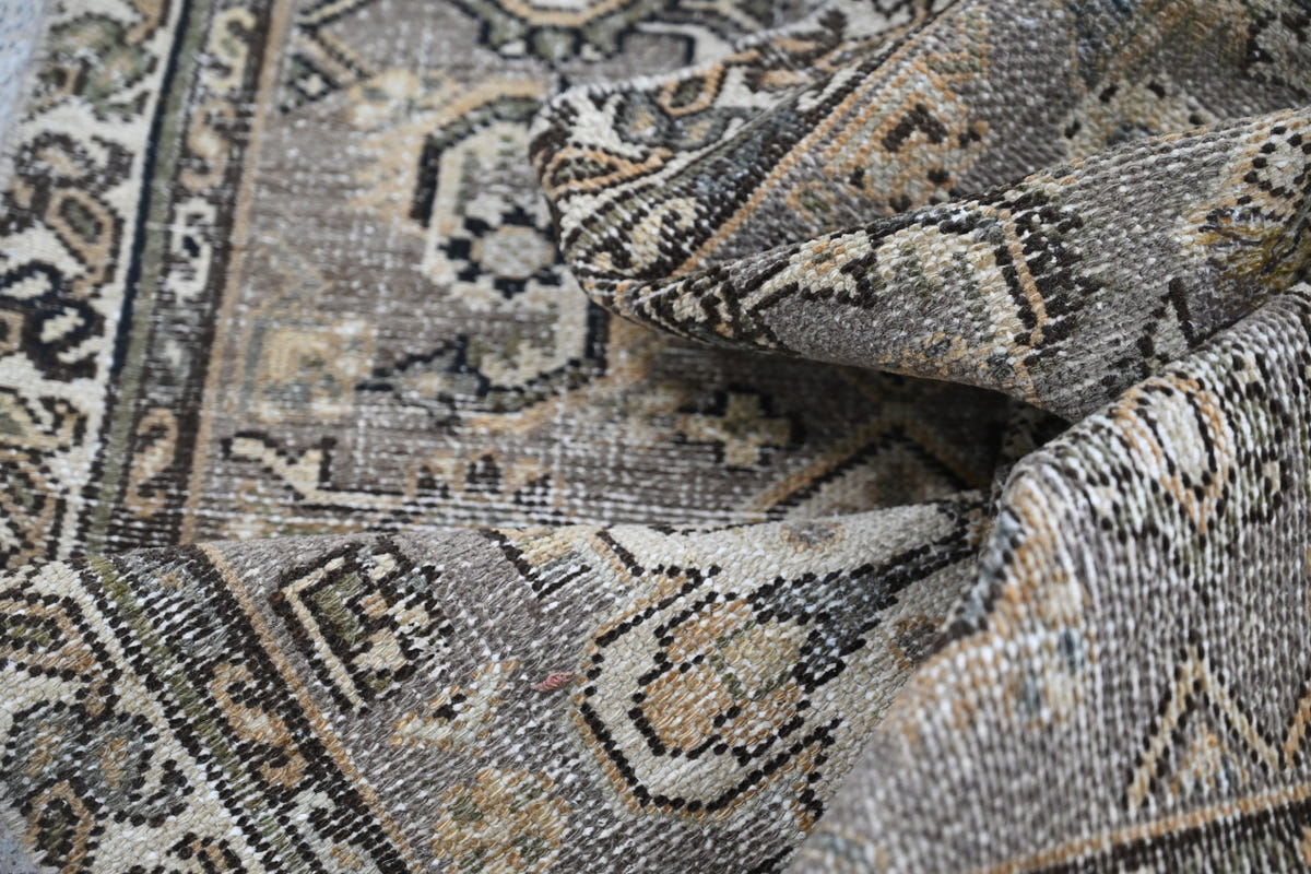 10023, Persian Hamadan Runner Rug
