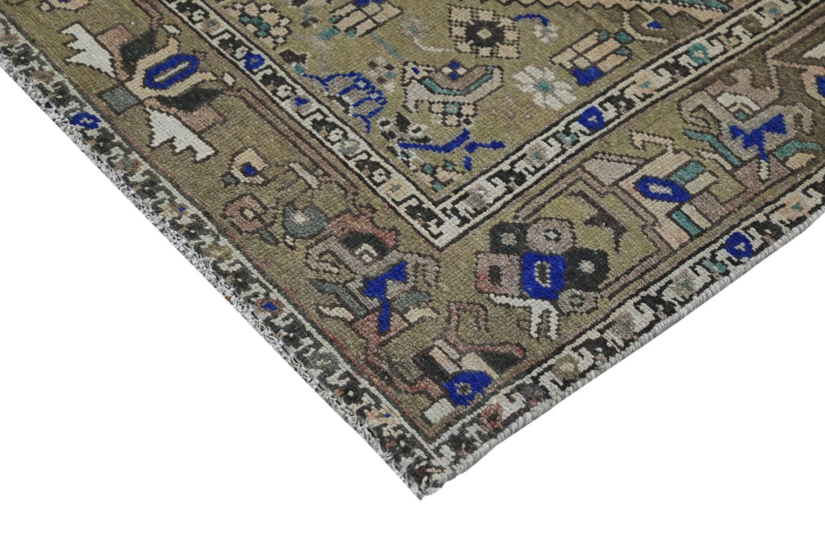 10026, Persian Shiraz Runner Rug