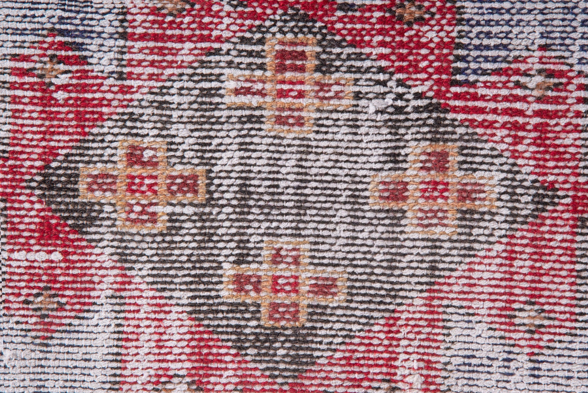 1012, Persian Zanjan Area Rug