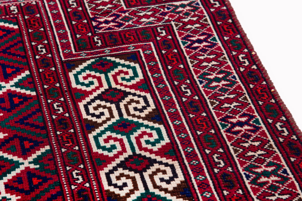 1038, Persian Baluch Area Rug