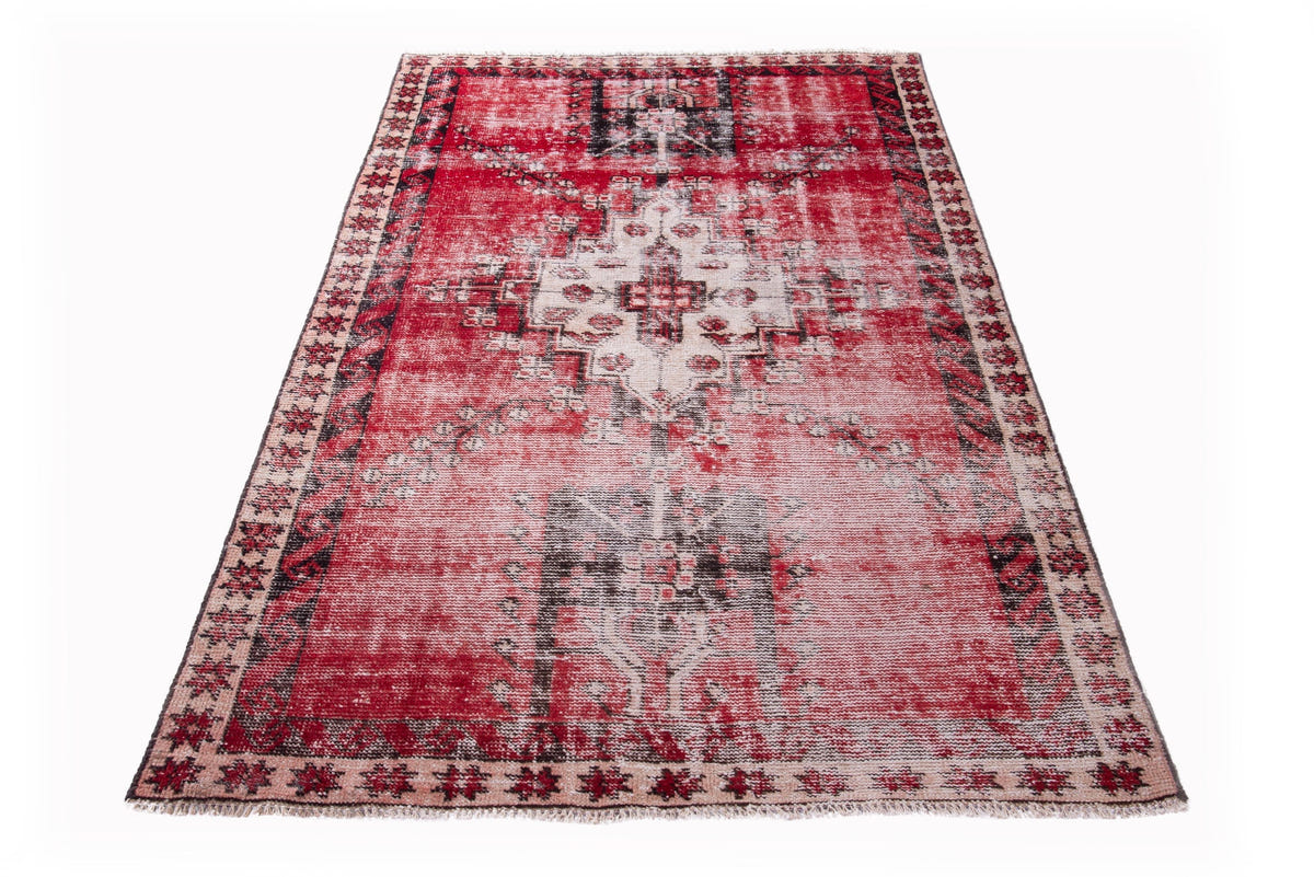 1050, Persian Ferdos Area Rug