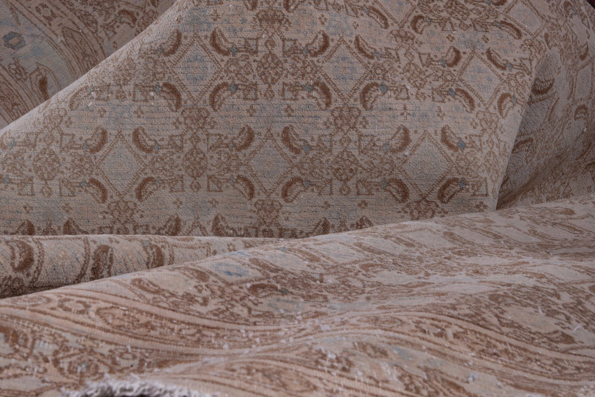 1087, Persian Birjand Oversized Rug