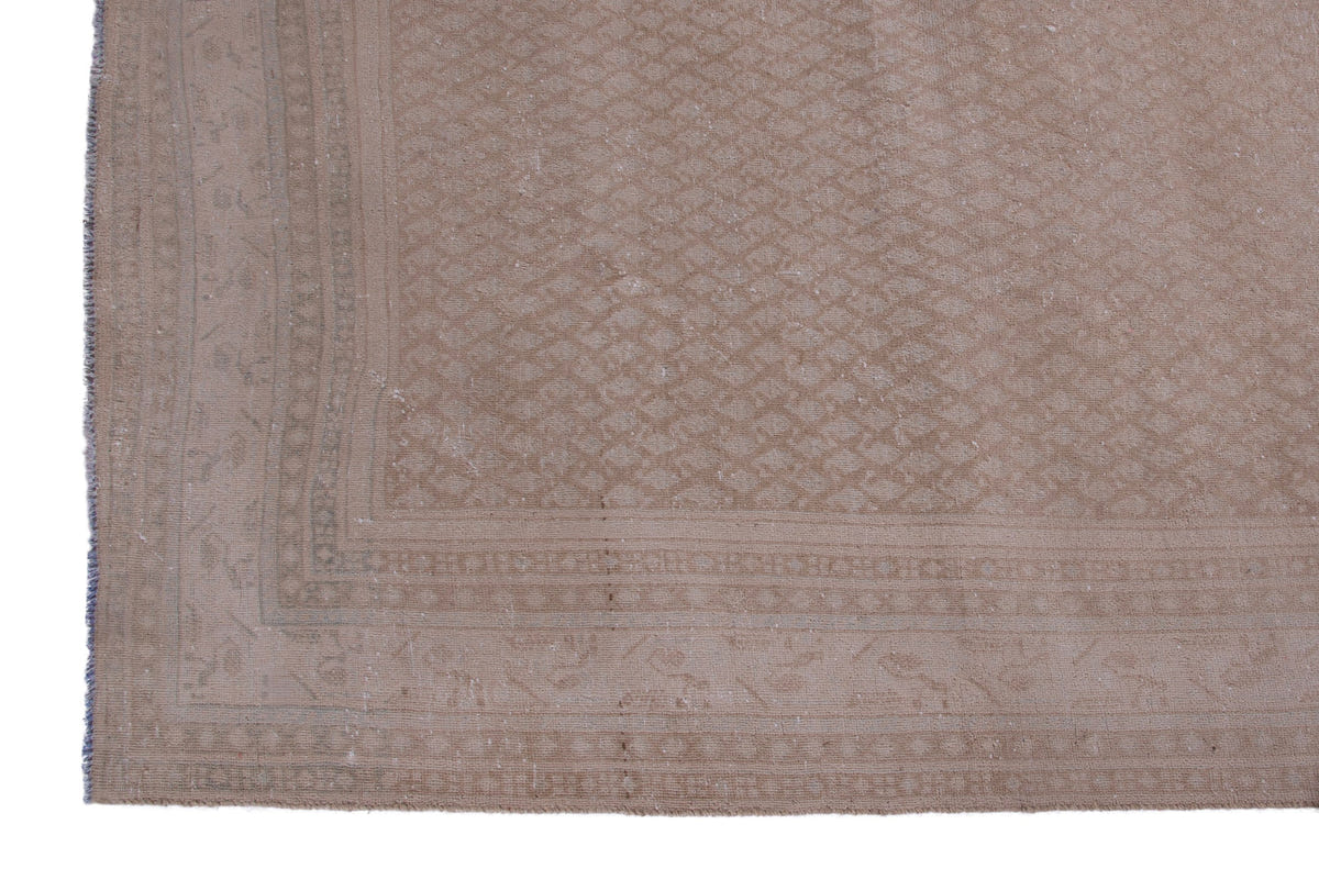 1091, Persian Arak Oversized Rug