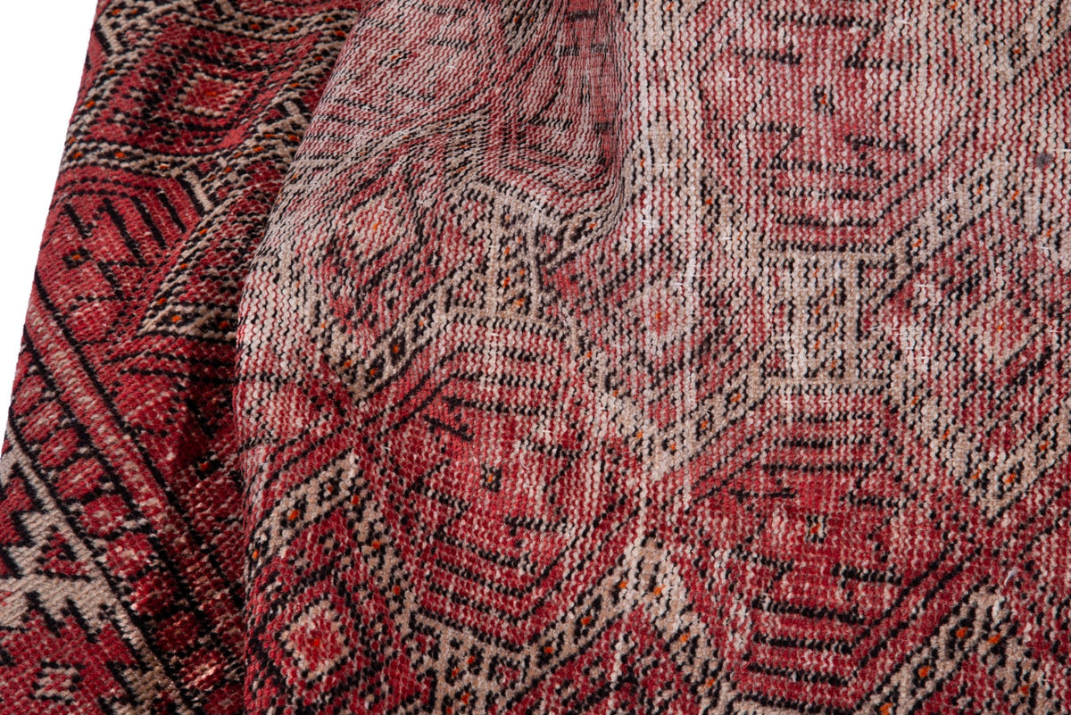 1110, Persian Baluch Area Rug