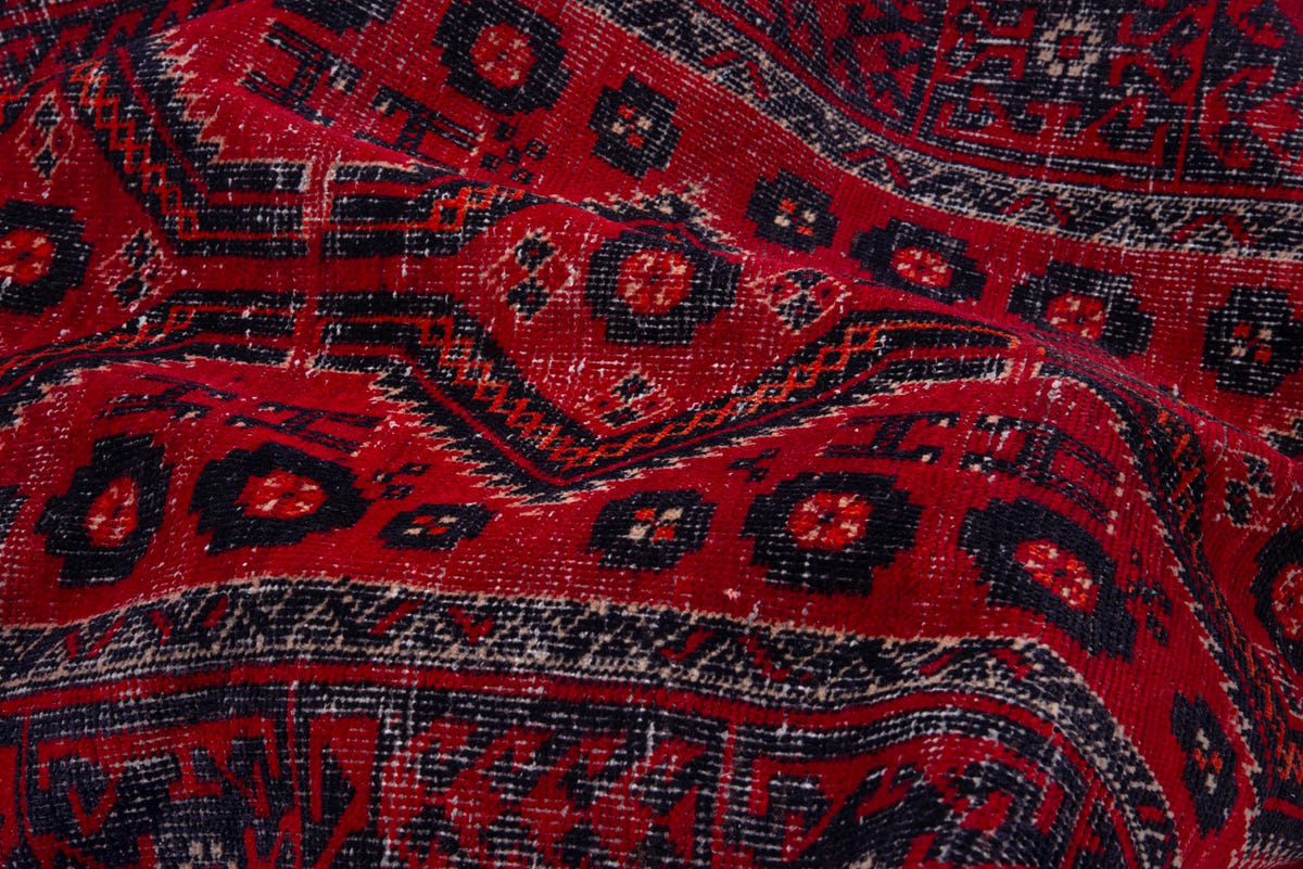 1132, Persian Baluch Area Rug