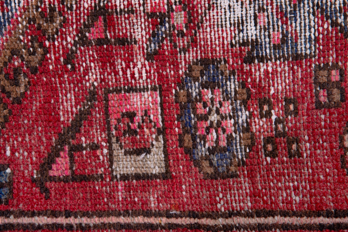 1320, Persian Zanjan Area Rug