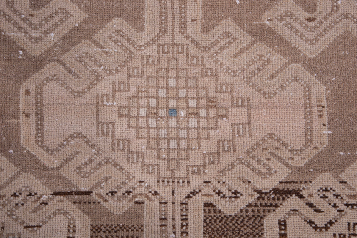 1384, Persian Saveh Runner Rug