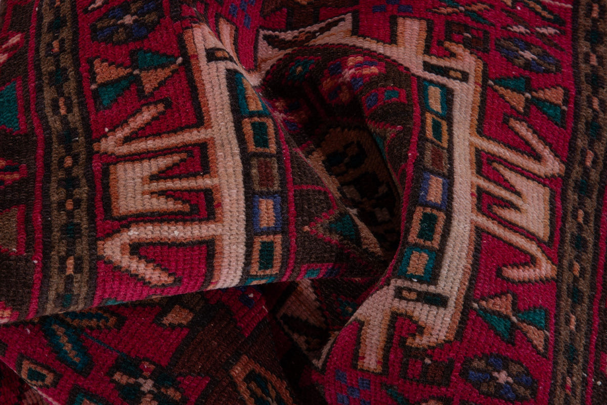 1529, Persian Gharajeh Runner Rug