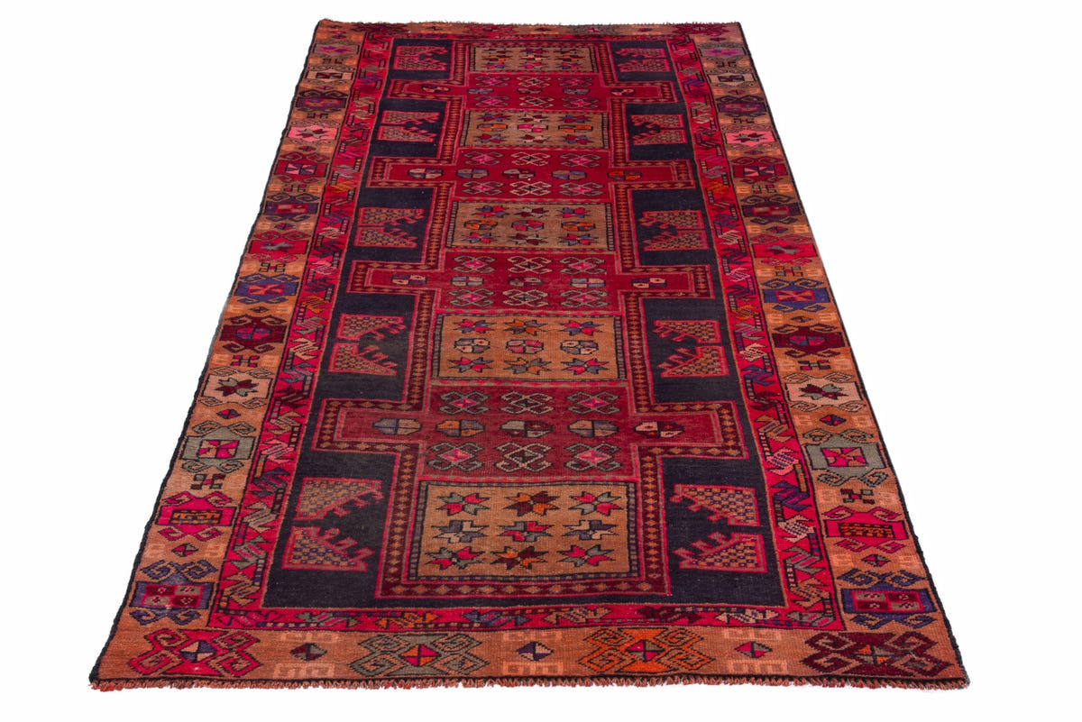 1546, Persian Ardabil Runner Rug