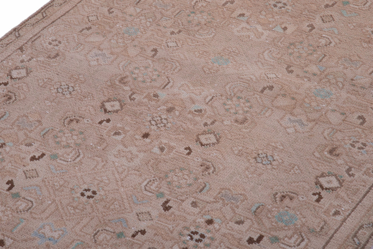 1659, Persian Mahal Runner Rug