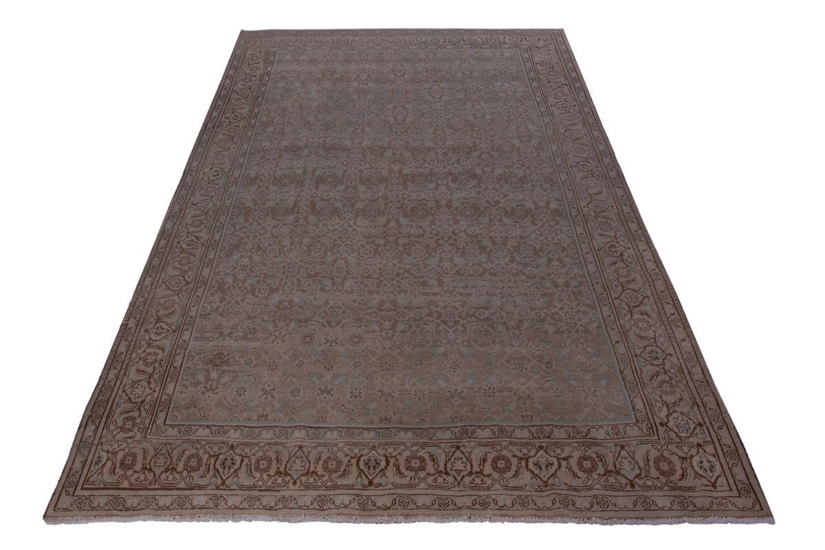 1663, Persian Mahal Oversized Rug
