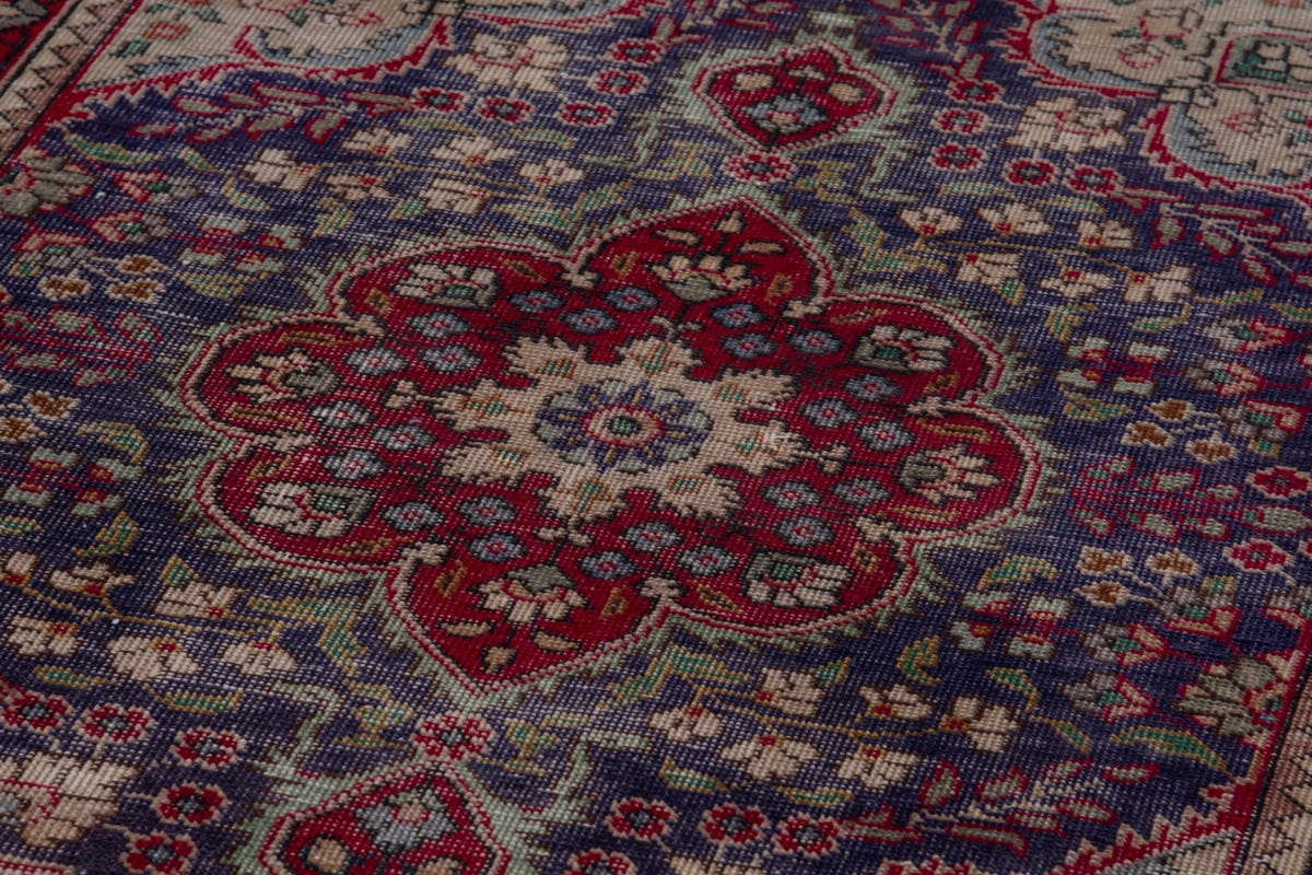 Persian Tabriz rug, view 9 of 16