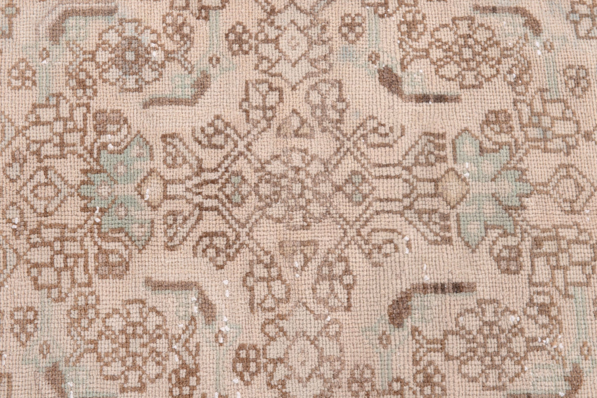 1989, Persian Zanjan Runner Rug