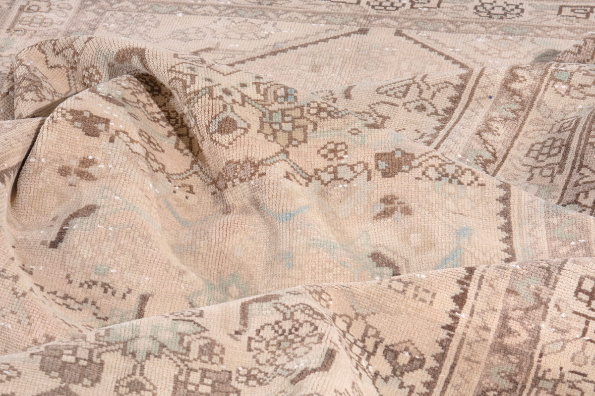 1989, Persian Zanjan Runner Rug