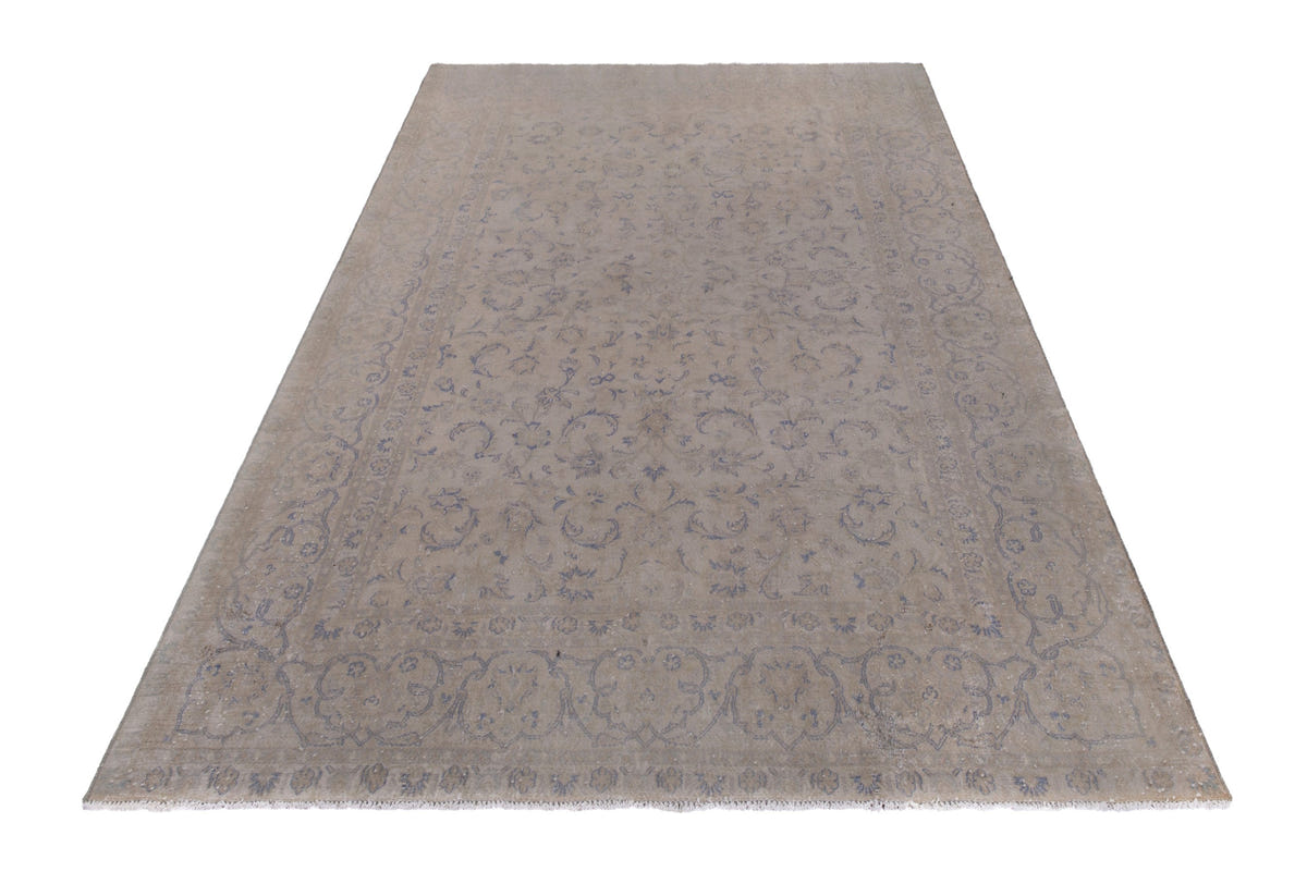 2028, Persian Kashan Oversized Rug