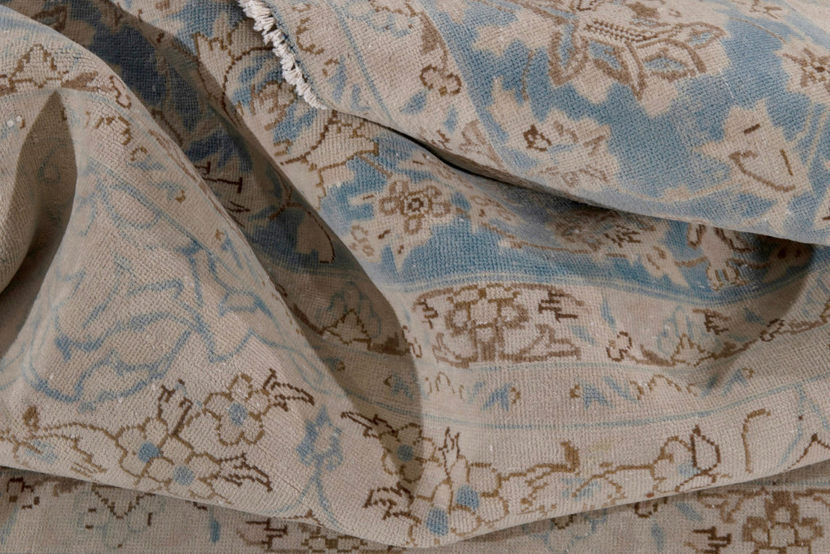 2052, Persian Najafabad Oversized Rug