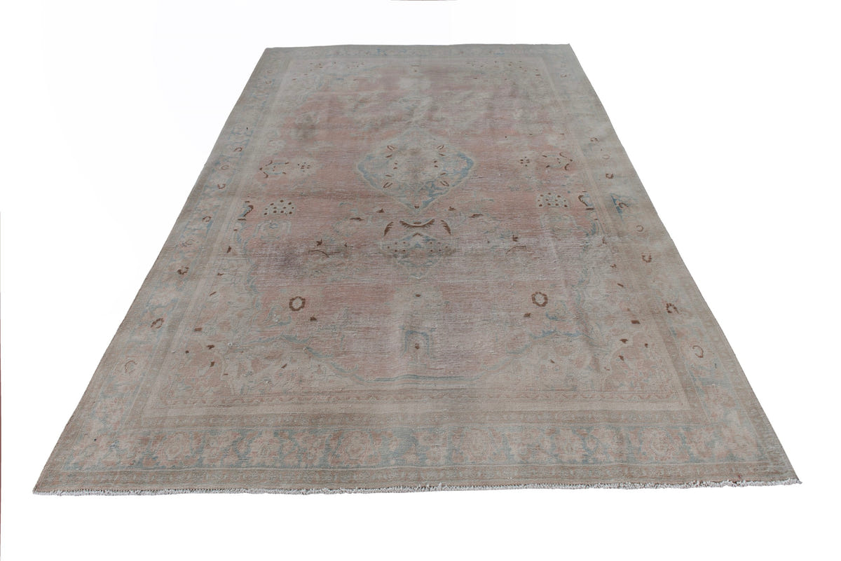 2062, Persian Vist Oversized Rug