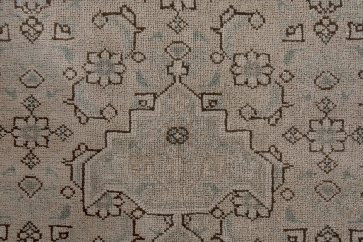 2507, Persian Tabriz Area Rug