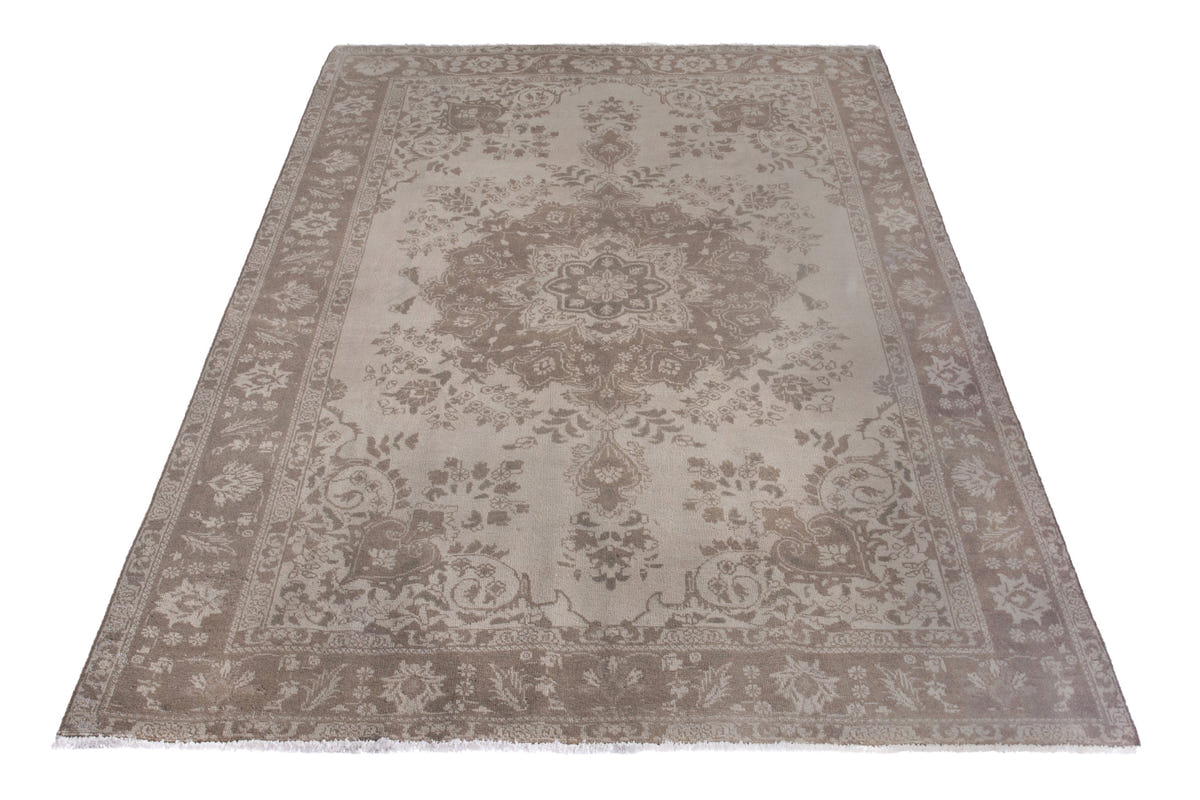 2517, Persian Tabriz Area Rug