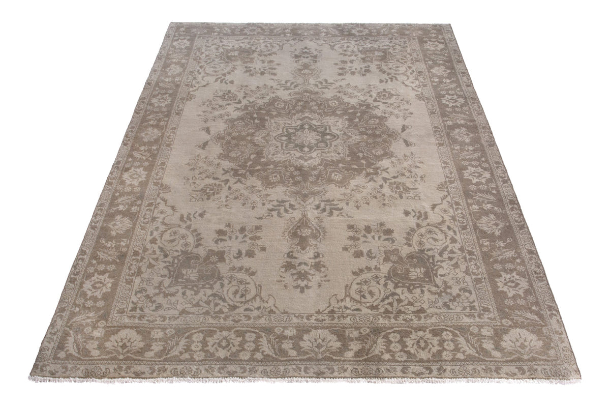 2517, Persian Tabriz Area Rug
